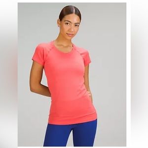 Lululemon swiftly tech short sleeve
